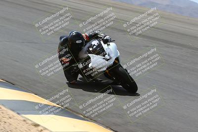 media/Apr-10-2022-SoCal Trackdays (Sun) [[f104b12566]]/Bowl (11am)/